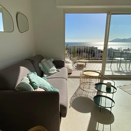 Appartement Vue A Couper Le Souffle - Nouveau Entierement Renove