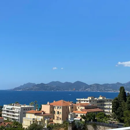 Appartement Vue A Couper Le Souffle - Nouveau Entierement Renove *