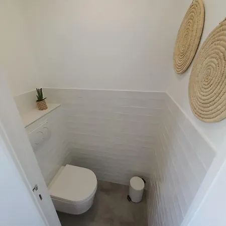 Vue A Couper Le Souffle - Nouveau Entierement Renove Lägenhet