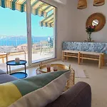 Daire Vue A Couper Le Souffle - Nouveau Entierement Renove *