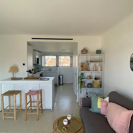 Vue à Couper Le Souffle - Nouveau Entièrement Rénové Appartement